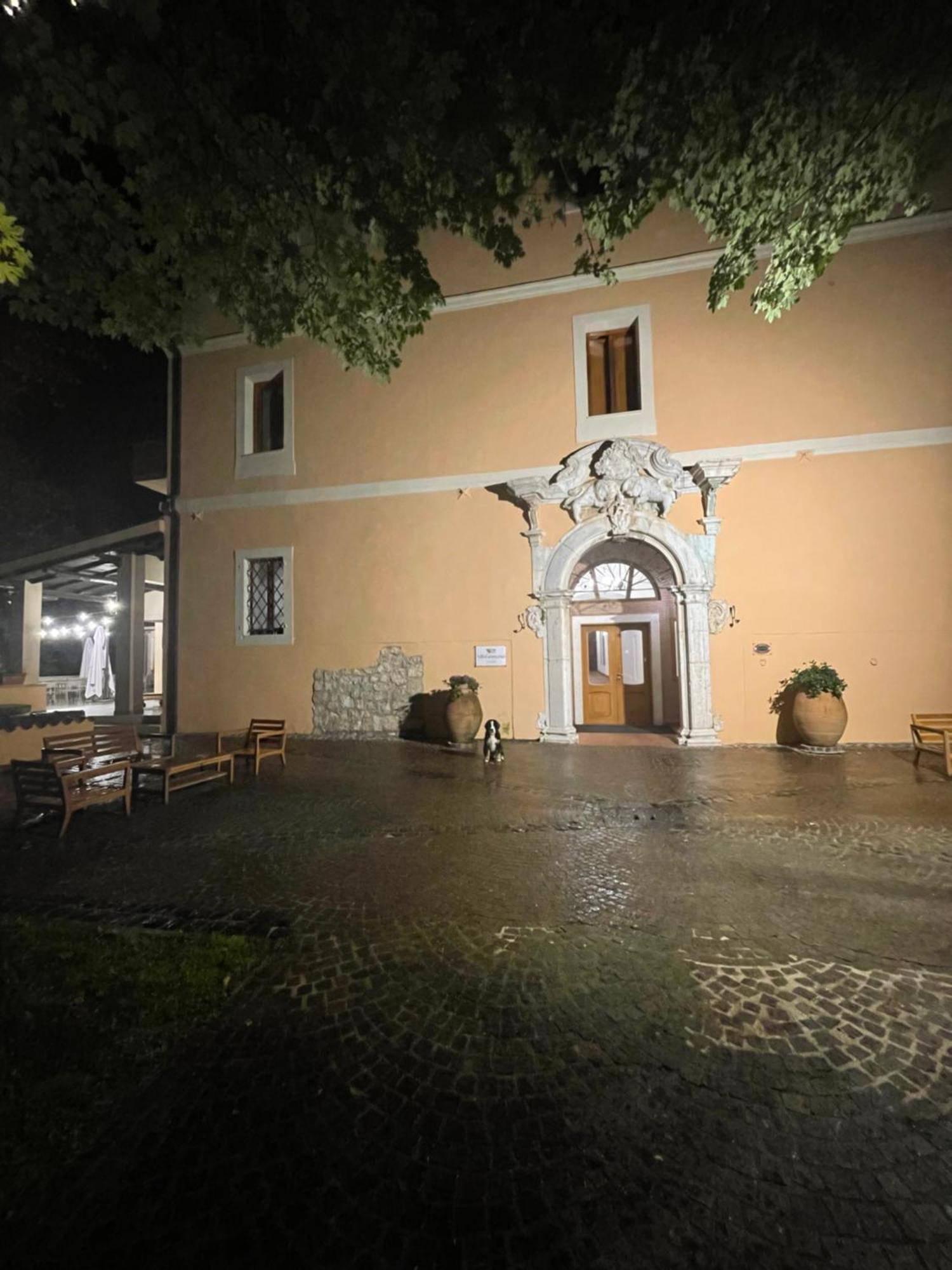 Villa Grancassa Relais Hotel Ristorante San Donato Val di Comino Luaran gambar